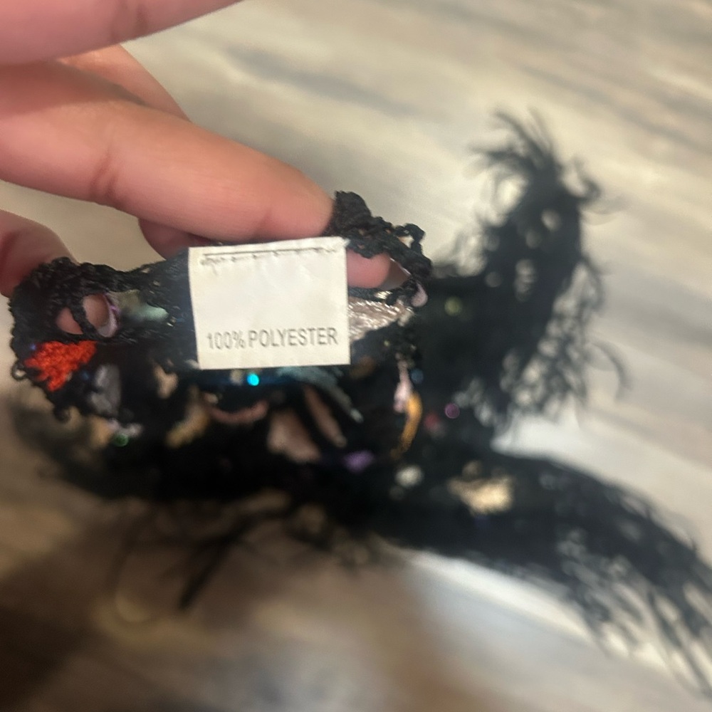 Floral Vintage Fringe Poncho - Picture 5 of 5
